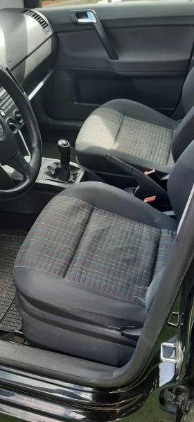 VW Polo - 1200 € / 2347.00 лв. - 96830610 3 | Car24.bg VW Polo - 1200 € / 2347.00 лв. - 96830610 3