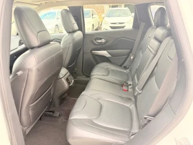 Jeep Cherokee 2.2Mjt AWD 200k.c* OVERLAND* PANORAMA* - 11200 € / 21905.30 лв. - 87703838 8 | Car24.bg Jeep Cherokee 2.2Mjt AWD 200k.c* OVERLAND* PANORAMA* - 11200 € / 21905.30 лв. - 87703838 8