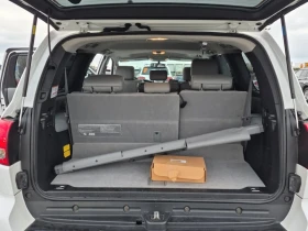 Toyota Sequoia undefined | Auto.bg — изображение 12 Toyota Sequoia undefined | Auto.bg — изображение 12
