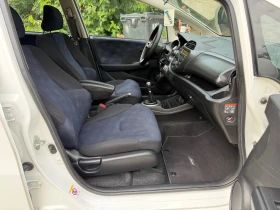 Honda Jazz 1.2i ГАЗ.ИНЖ 90кс 2-ключа Без Ръжди | Auto.bg — изображение 11 Honda Jazz 1.2i ГАЗ.ИНЖ 90кс 2-ключа Без Ръжди | Auto.bg — изображение 11
