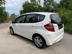 Honda Jazz 1.2i ГАЗ.ИНЖ 90кс 2-ключа Без Ръжди | Auto.bg — изображение 4 Honda Jazz 1.2i ГАЗ.ИНЖ 90кс 2-ключа Без Ръжди | Auto.bg — изображение 4