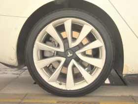 Tesla Model 3 LONG RANGE/ | Auto.bg — изображение 12 Tesla Model 3 LONG RANGE/ | Auto.bg — изображение 12