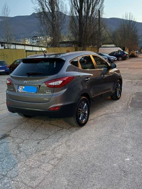 Hyundai IX35 2.0CRDI - 12500 € / 24447.88 лв. - 59591865 5 | Car24.bg Hyundai IX35 2.0CRDI - 12500 € / 24447.88 лв. - 59591865 5