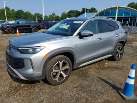 VW Tiguan SE
