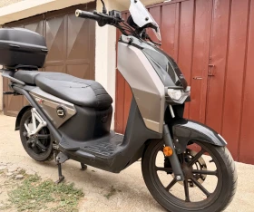 Super Soco CPX Pro