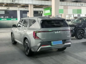 Kia EV5 | ЗАДНА КАМЕРА | ПАНОРАМА | | Auto.bg — изображение 6 Kia EV5 | ЗАДНА КАМЕРА | ПАНОРАМА | | Auto.bg — изображение 6