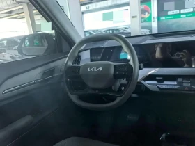 Kia EV5 | ЗАДНА КАМЕРА | ПАНОРАМА | | Auto.bg — изображение 12 Kia EV5 | ЗАДНА КАМЕРА | ПАНОРАМА | | Auto.bg — изображение 12