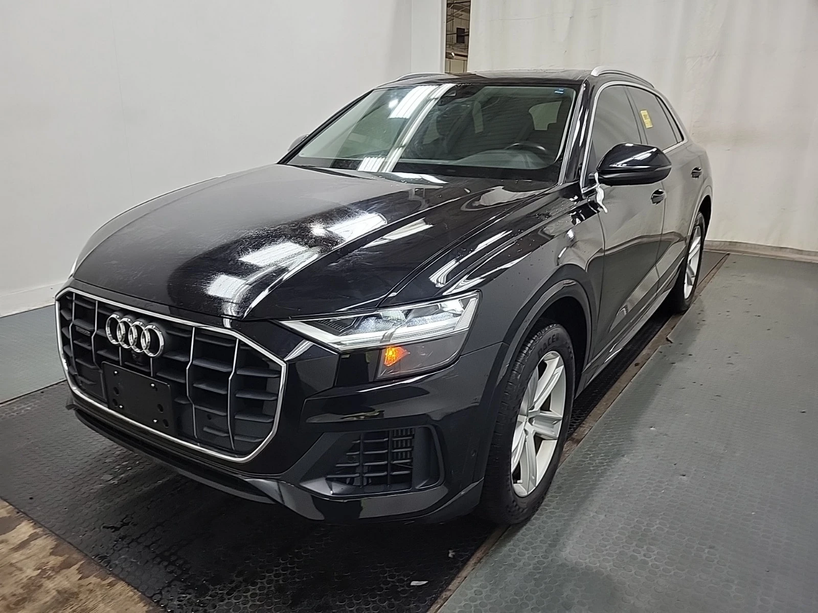 Audi Q8 * PROGRESSIV * CARFAX * | Auto.bg — изображение 1 Audi Q8 * PROGRESSIV * CARFAX * | Auto.bg — изображение 1
