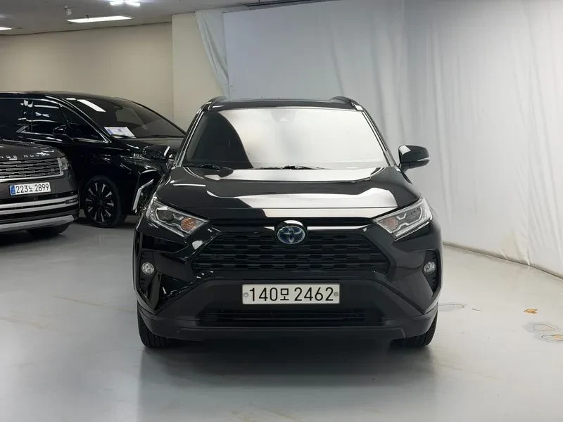 Toyota Rav4 Hybrid/ КОЖА/ ПОДГРЕВ/ ШИБЕДАХ/ КАМЕРА/ТЕМПОМАТ | Auto.bg — изображение 1 Toyota Rav4 Hybrid/ КОЖА/ ПОДГРЕВ/ ШИБЕДАХ/ КАМЕРА/ТЕМПОМАТ | Auto.bg — изображение 1