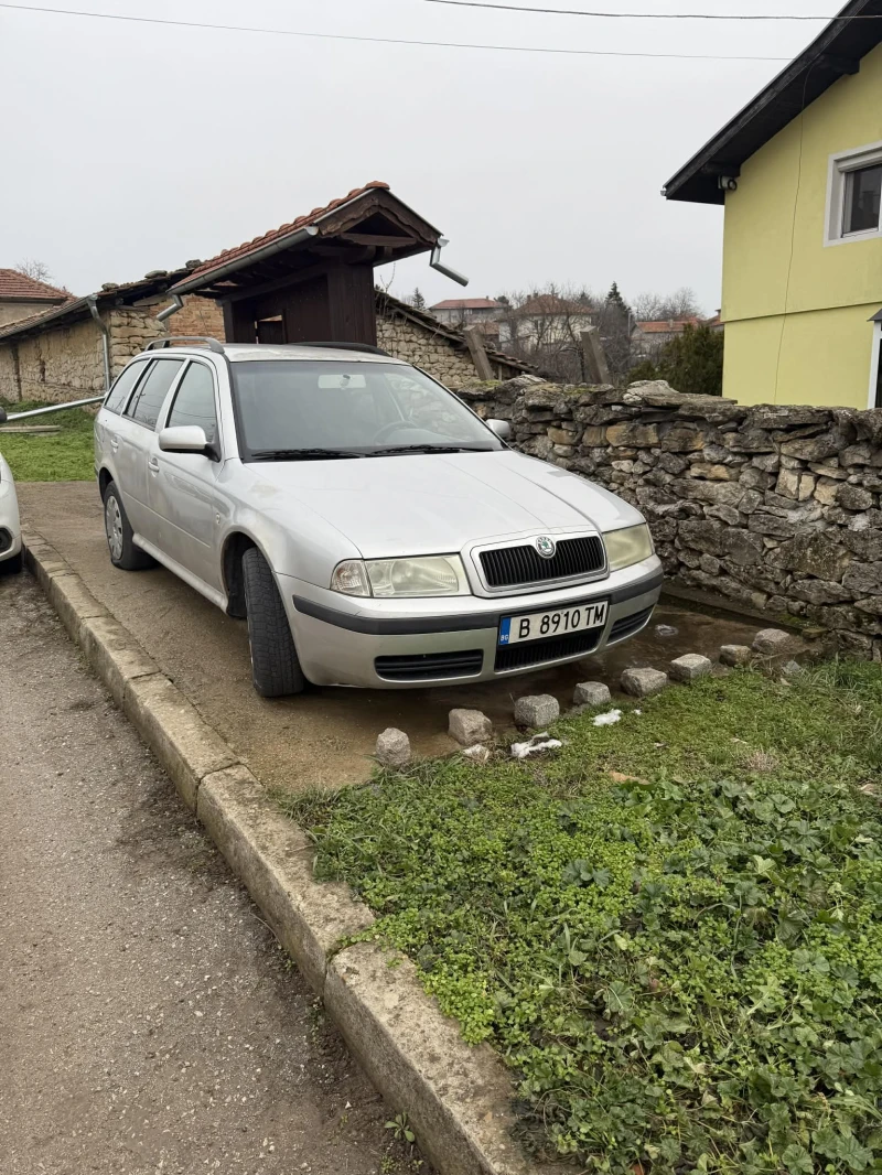 Skoda Octavia - 1800 € / 3520.49 лв. - 28804308 1 | Car24.bg Skoda Octavia - 1800 € / 3520.49 лв. - 28804308 1