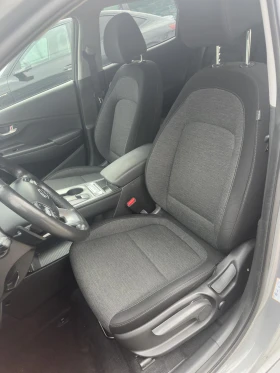 Hyundai Kona 42KWh/BLUELINK/ГАРАНЦИОННА/ТЕРМОПОМПА/SOH100% - 16699 € - 53858834 12 | Car24.bg Hyundai Kona 42KWh/BLUELINK/ГАРАНЦИОННА/ТЕРМОПОМПА/SOH100% - 16699 € - 53858834 12