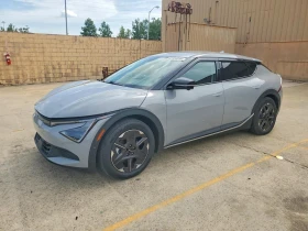 Kia EV6 LONG RANGE* RWD* КОЖА* ПОДГРЕВ* КАМЕРА*