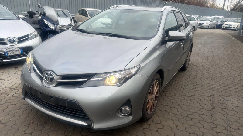 Toyota Auris 1.6 бензин, 130000км, Италия - 17900 лв. / 9152.12 € - 42084503 1 | Car24.bg Toyota Auris 1.6 бензин, 130000км, Италия - 17900 лв. / 9152.12 € - 42084503 1