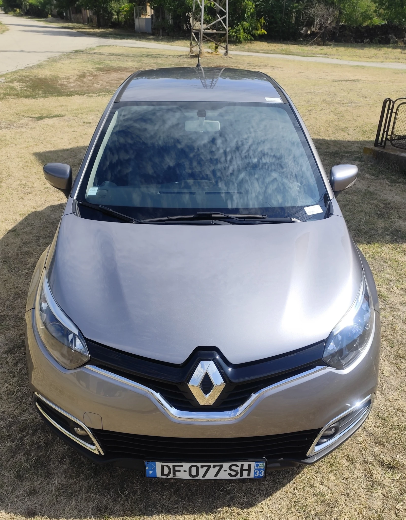 Renault Captur 79000км / Сервизна история / Безключов достъп  - изображение 7 | Auto.bg Renault Captur 79000км / Сервизна история / Безключов достъп  - изображение 7