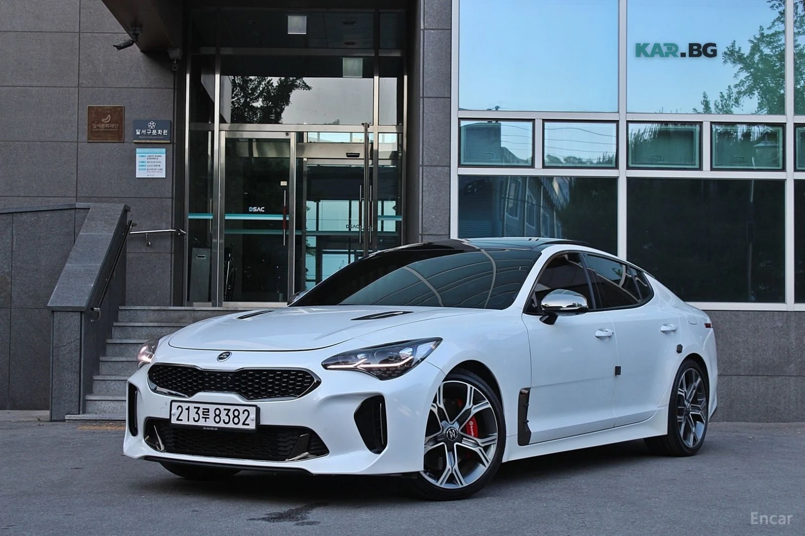 Kia Stinger 3.3 GT TURBO* ОБДУХ* AWD* 360* HUD* | Auto.bg — изображение 1 Kia Stinger 3.3 GT TURBO* ОБДУХ* AWD* 360* HUD* | Auto.bg — изображение 1