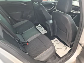 Opel Astra 1.5TDCi 122p.s SPORT / EVRO 6B | Auto.bg — изображение 13 Opel Astra 1.5TDCi 122p.s SPORT / EVRO 6B | Auto.bg — изображение 13