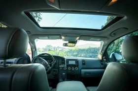 Toyota Sequoia Platinum 5.7 ГАЗ | Auto.bg — изображение 6 Toyota Sequoia Platinum 5.7 ГАЗ | Auto.bg — изображение 6