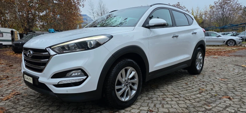 Hyundai Tucson 2.0CRDI* 4WD* AVTOMAT* PREMIUM* KEYLESS* ШВЕЙЦАРИЯ - 32999 лв. / 16872.12 € - 19465466 1 | Car24.bg Hyundai Tucson 2.0CRDI* 4WD* AVTOMAT* PREMIUM* KEYLESS* ШВЕЙЦАРИЯ - 32999 лв. / 16872.12 € - 19465466 1