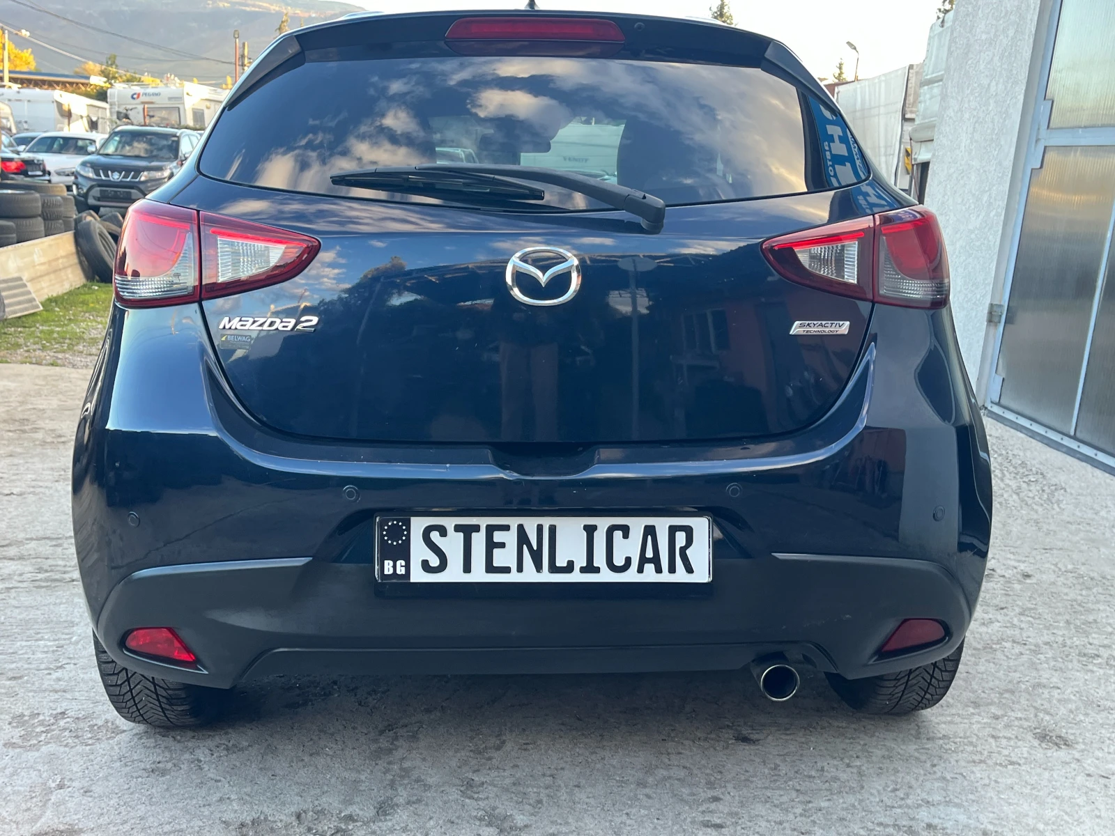 Mazda 2 1.5i SkyG Revolution Euro6B - изображение 7 | Auto.bg Mazda 2 1.5i SkyG Revolution Euro6B - изображение 7