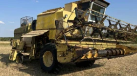 Комбайн New Holland 8080