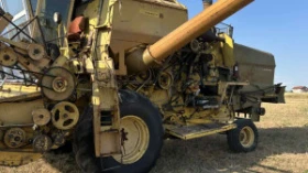 Комбайн New Holland 8080 | Auto.bg — изображение 4 Комбайн New Holland 8080 | Auto.bg — изображение 4