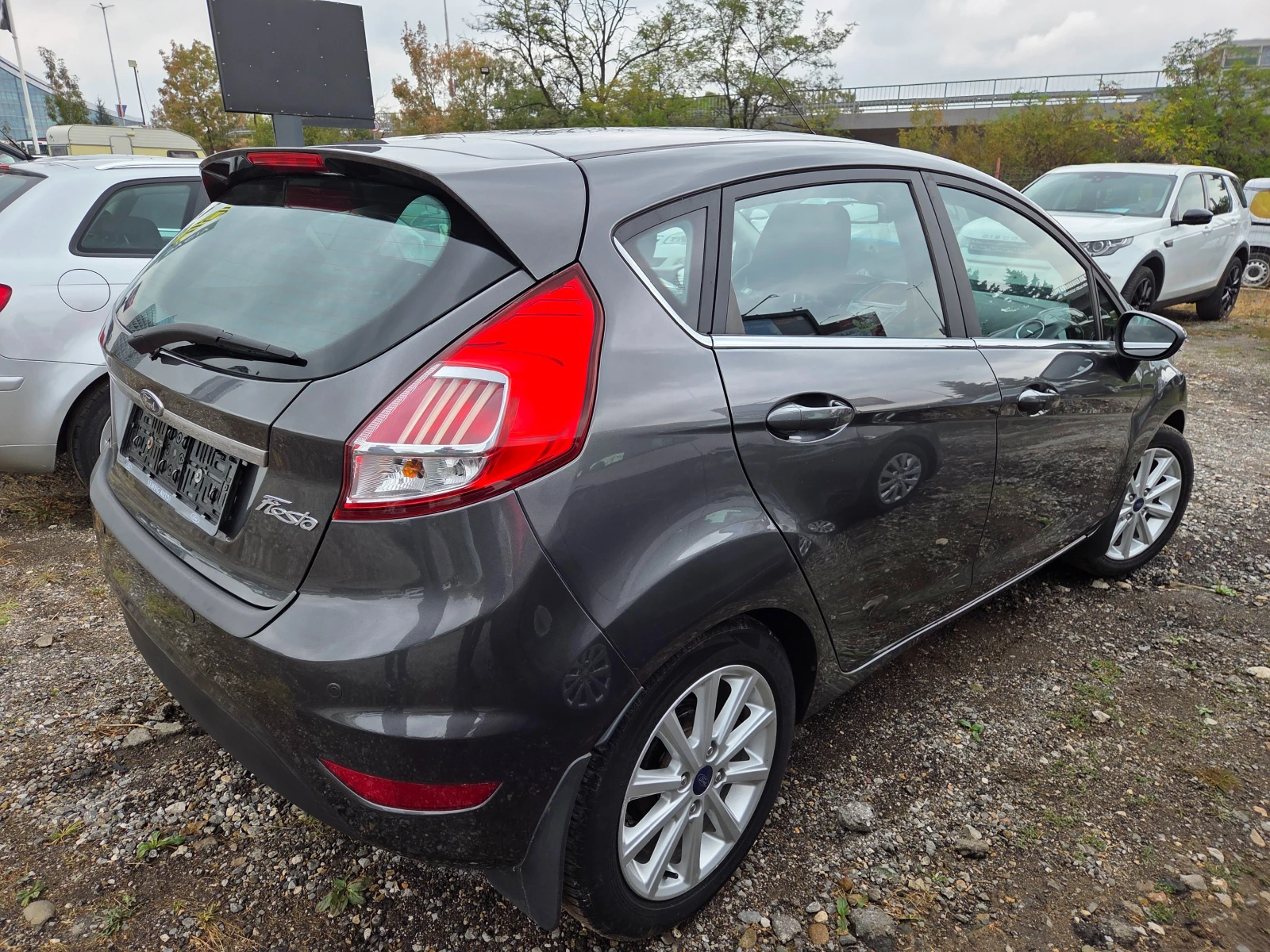Ford Fiesta 1.5d-Euro 6 - изображение 4 | Auto.bg Ford Fiesta 1.5d-Euro 6 - изображение 4
