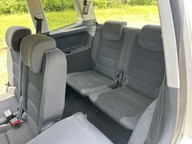 VW Touran 1.4 TSI EcoFuel Метан/Бензин | Auto.bg — изображение 12 VW Touran 1.4 TSI EcoFuel Метан/Бензин | Auto.bg — изображение 12