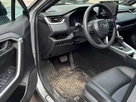 Toyota Rav4 Hybrid XSE CARFAX | Auto.bg — изображение 5 Toyota Rav4 Hybrid XSE CARFAX | Auto.bg — изображение 5