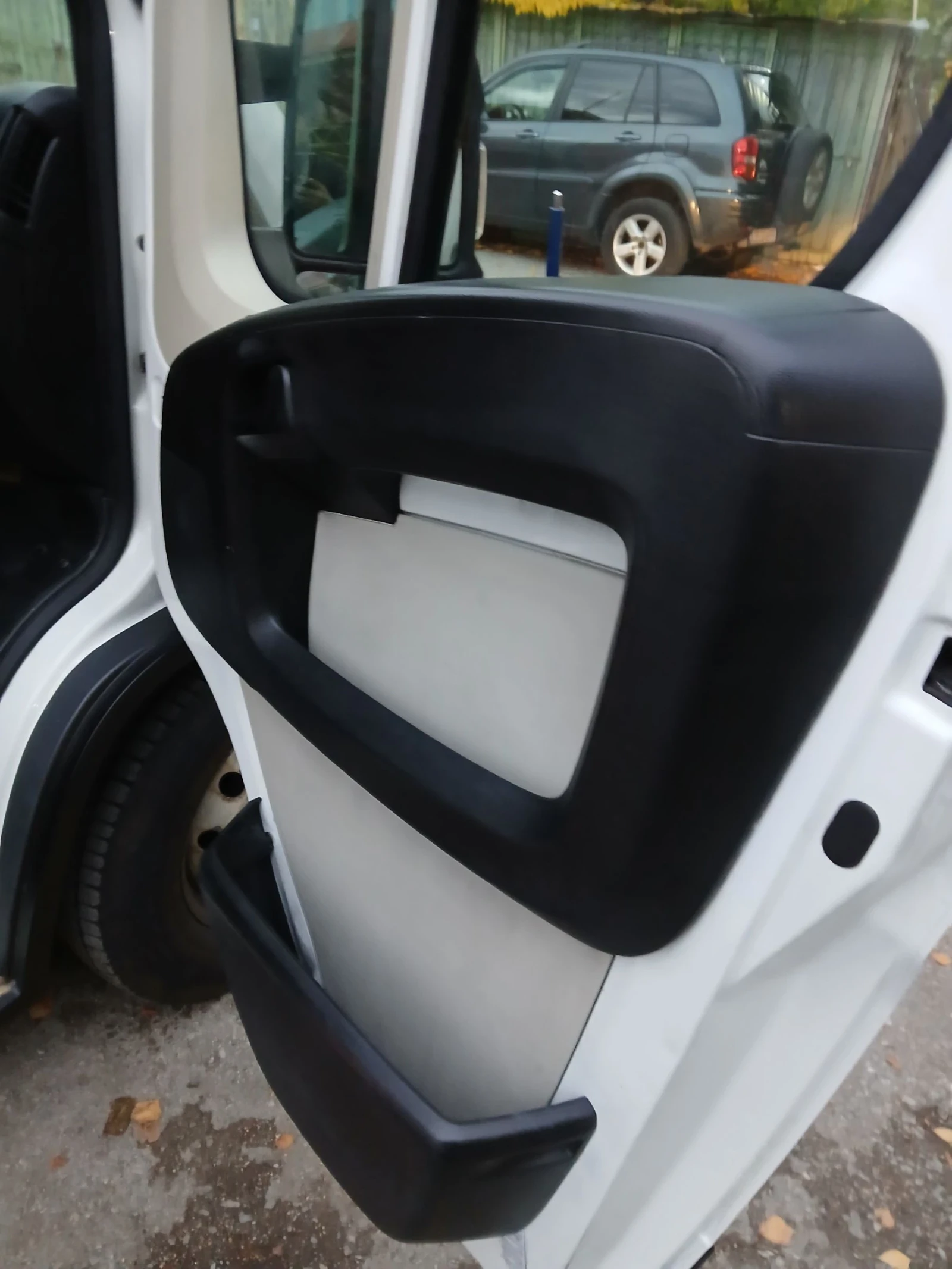 Fiat Ducato 3.0tdi.klima - изображение 9 | Auto.bg Fiat Ducato 3.0tdi.klima - изображение 9