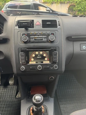 VW Touran 2.0 tdi 140 High Line | Auto.bg — изображение 7 VW Touran 2.0 tdi 140 High Line | Auto.bg — изображение 7