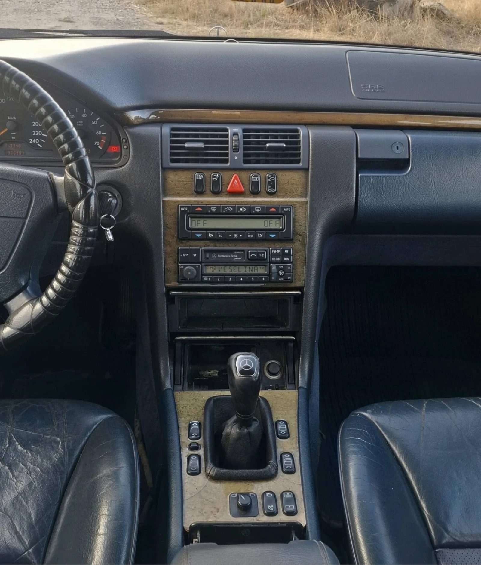 Mercedes-Benz E 200 2.0 LPG - изображение 6 | Auto.bg Mercedes-Benz E 200 2.0 LPG - изображение 6