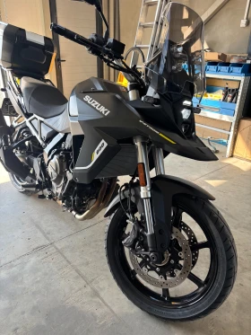 Suzuki V-strom DL800