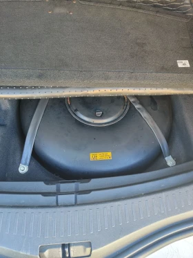 Renault Megane 1, 6 SCe LPG - 9999 € / 19556.34 лв. - 81424803 8 | Car24.bg Renault Megane 1, 6 SCe LPG - 9999 € / 19556.34 лв. - 81424803 8