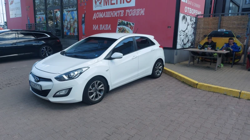 Hyundai I30 - 5200 € / 10170.32 лв. - 77675402 1 | Car24.bg Hyundai I30 - 5200 € / 10170.32 лв. - 77675402 1