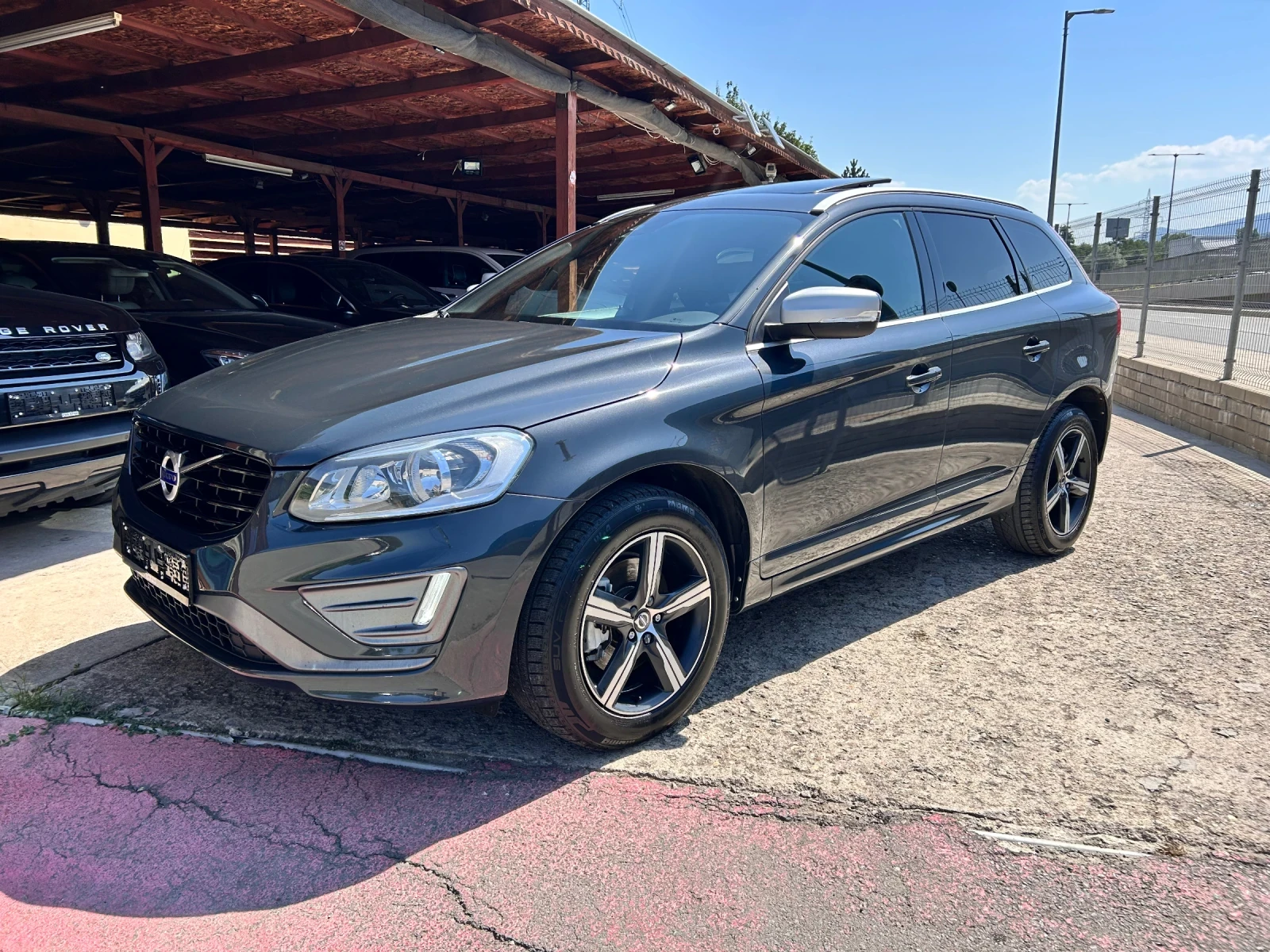 Volvo XC60 2.4 d R-design AWD | Auto.bg — изображение 1 Volvo XC60 2.4 d R-design AWD | Auto.bg — изображение 1