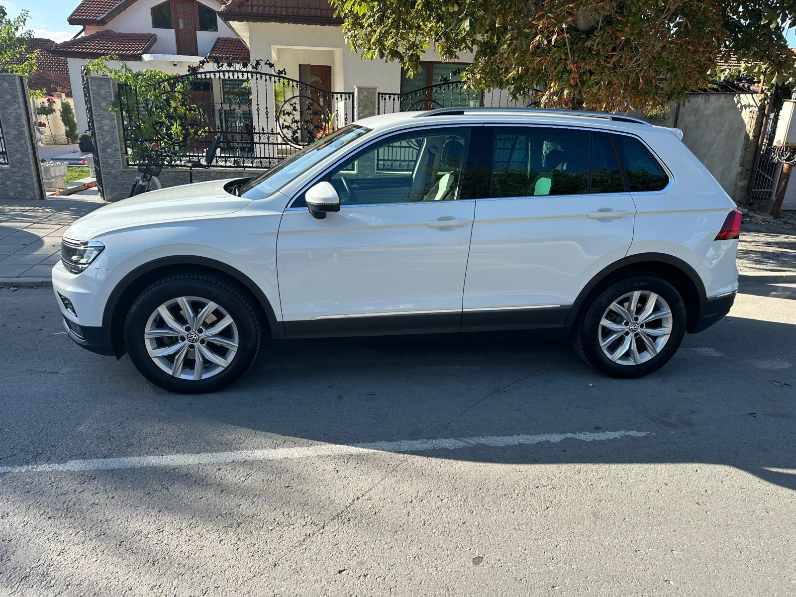 VW Tiguan 2.0 TDI 4 motion  - изображение 2 | Auto.bg VW Tiguan 2.0 TDI 4 motion  - изображение 2