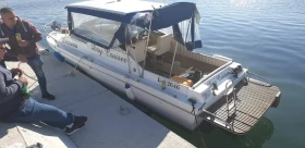 Лодка Dell Quay Dey Cruiser | Auto.bg — изображение 10 Лодка Dell Quay Dey Cruiser | Auto.bg — изображение 10