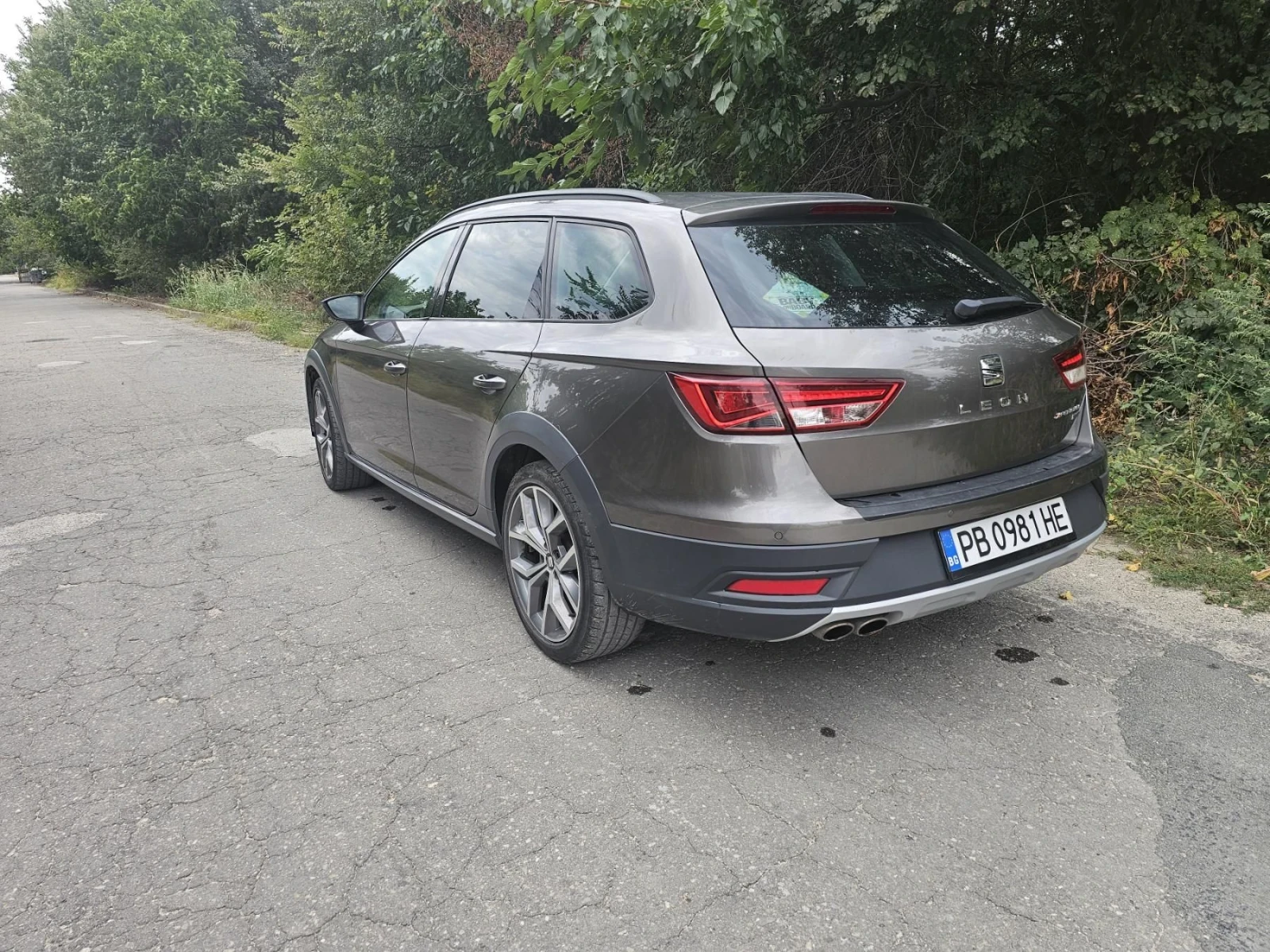 Seat Leon 2.0TDI - изображение 5 | Auto.bg Seat Leon 2.0TDI - изображение 5