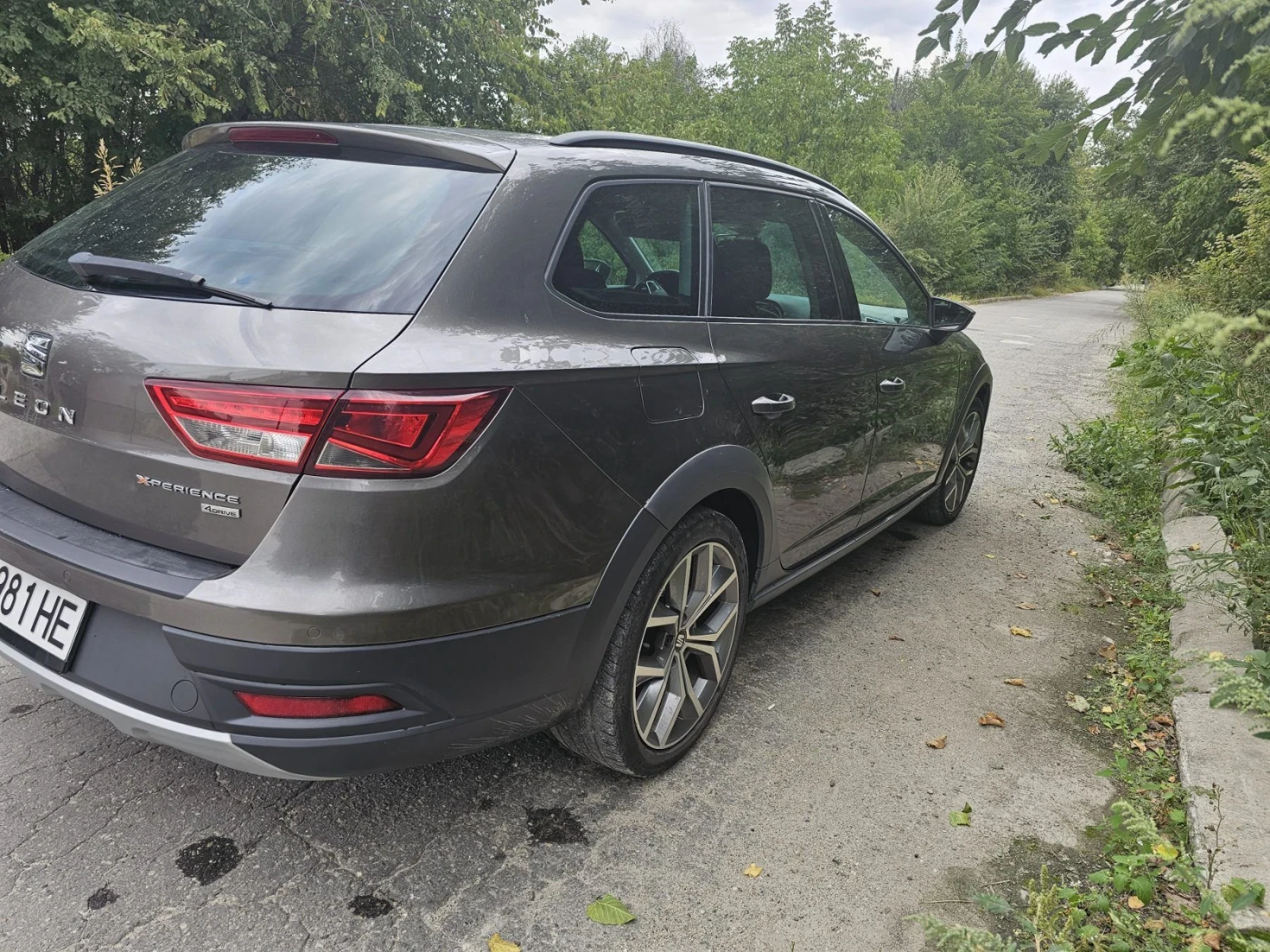 Seat Leon 2.0TDI - изображение 3 | Auto.bg Seat Leon 2.0TDI - изображение 3