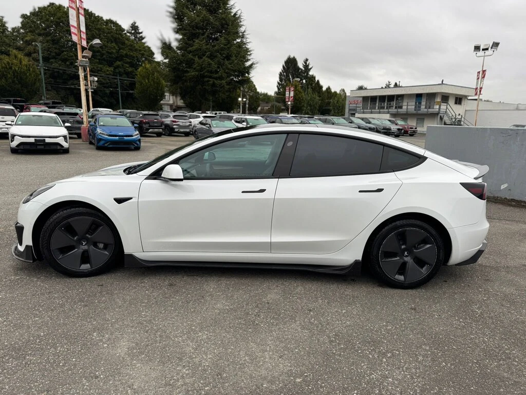 Tesla Model 3 Standard Range Plus* HeatedSeats* Adapt.Control*  - изображение 2 | Auto.bg Tesla Model 3 Standard Range Plus* HeatedSeats* Adapt.Control*  - изображение 2