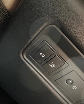 Land Rover Range Rover Sport SVR, Distronic, 360cam, Keyless | Auto.bg — изображение 12 Land Rover Range Rover Sport SVR, Distronic, 360cam, Keyless | Auto.bg — изображение 12