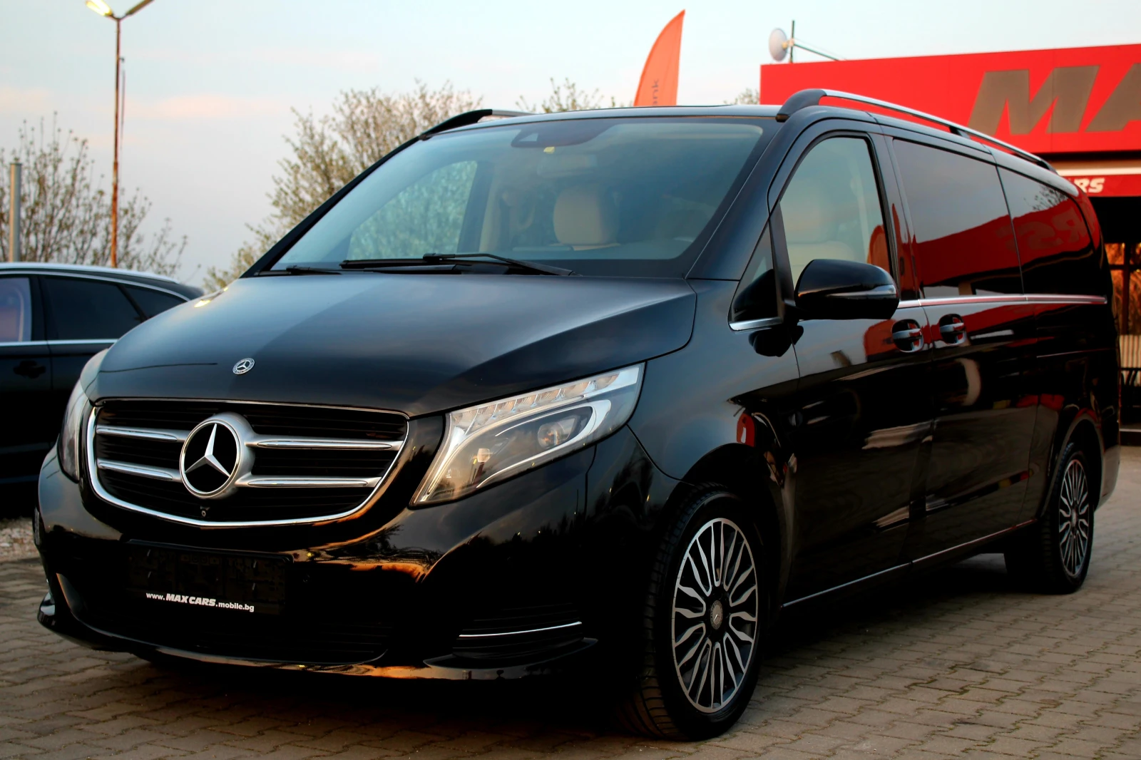 Mercedes-Benz V 300 250CDI LONG* MAX FULL | Auto.bg — изображение 1 Mercedes-Benz V 300 250CDI LONG* MAX FULL | Auto.bg — изображение 1