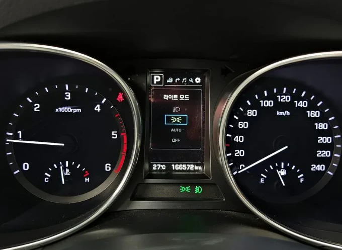 Hyundai Santa fe 2.2 CRDI 4WD - изображение 8 | Auto.bg Hyundai Santa fe 2.2 CRDI 4WD - изображение 8