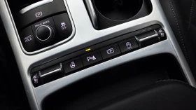 Kia Stinger 3.3* KEYLESS* ПОДГРЕВ ВОЛАН* ЕЛ. БАГАЖНИК* КРАЙНА | Auto.bg — изображение 11 Kia Stinger 3.3* KEYLESS* ПОДГРЕВ ВОЛАН* ЕЛ. БАГАЖНИК* КРАЙНА | Auto.bg — изображение 11