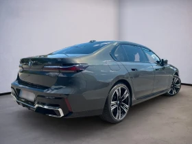 BMW i7 M70 / xDrive / THEATRE SCREEN / B&W / EXECUTIVE / - 92980 € / 181853.07 лв. - 81058190 4 | Car24.bg BMW i7 M70 / xDrive / THEATRE SCREEN / B&W / EXECUTIVE / - 92980 € / 181853.07 лв. - 81058190 4