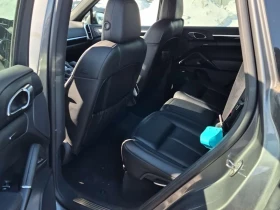 Porsche Cayenne S E HYBRID /CARFAX/Панорама/Подгрев/Обдух - 14900 € / 29141.87 лв. - 52333567 11 | Car24.bg Porsche Cayenne S E HYBRID /CARFAX/Панорама/Подгрев/Обдух - 14900 € / 29141.87 лв. - 52333567 11