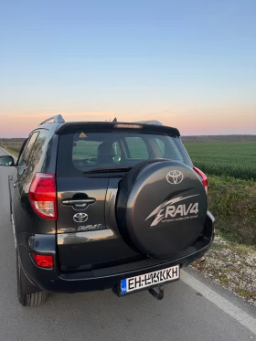 Toyota Rav4 2.0- Toyota RAV4 - Топ състояние (газово уредба) - 8900 € - 31743108 10 | Car24.bg Toyota Rav4 2.0- Toyota RAV4 - Топ състояние (газово уредба) - 8900 € - 31743108 10