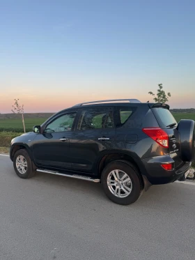 Toyota Rav4 2.0- Toyota RAV4 - Топ състояние (газово уредба) - 8900 € - 31743108 5 | Car24.bg Toyota Rav4 2.0- Toyota RAV4 - Топ състояние (газово уредба) - 8900 € - 31743108 5