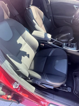 Volvo V40 undefined | Auto.bg — изображение 8 Volvo V40 undefined | Auto.bg — изображение 8