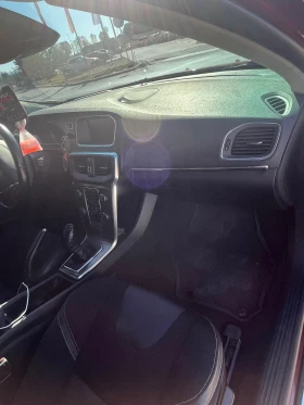 Volvo V40 undefined | Auto.bg — изображение 7 Volvo V40 undefined | Auto.bg — изображение 7